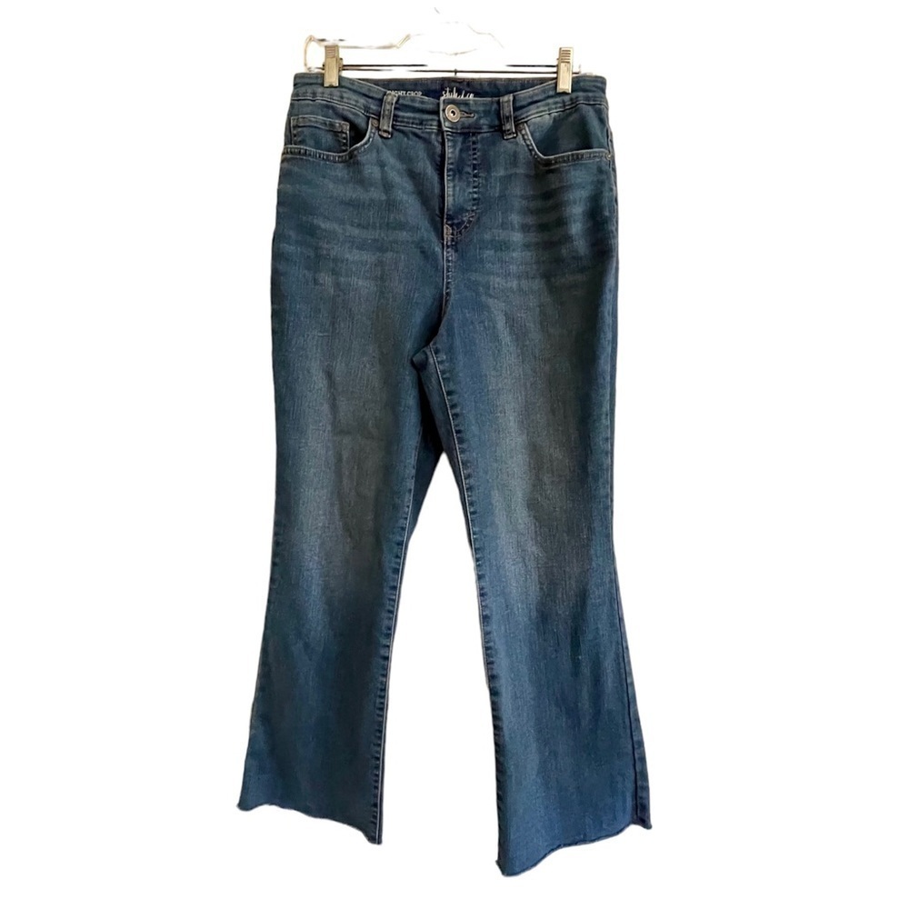 STYLE & CO, WOMENS STRAIGHT, CROPPED DENIM JEANS. SIZE 10. HAVE BEEN WORN.